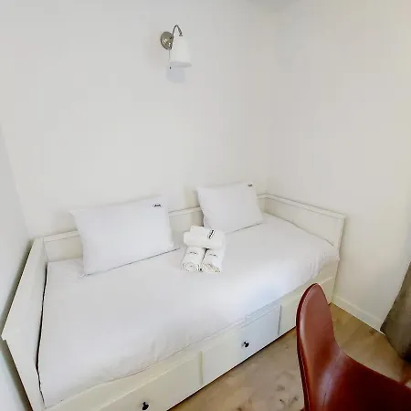 ゲストハウス Aniela