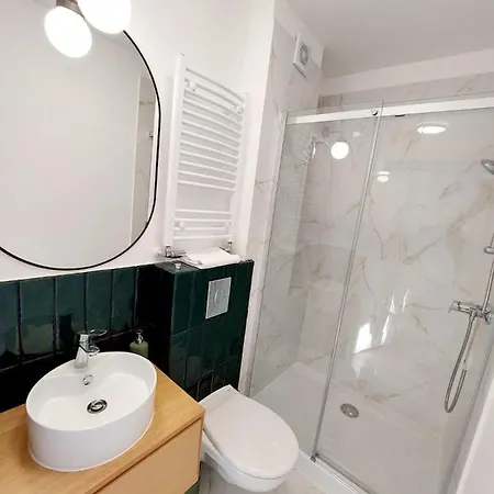 ゲストハウス Aniela 3*