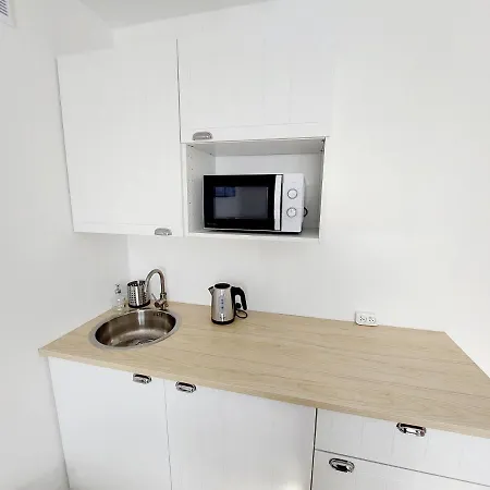 Aniela ゲストハウス ミエンジズドロイェ